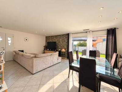 For sale HORS LOTISSEMENT 5 rooms 117 m2 Herault (34560) photo 2