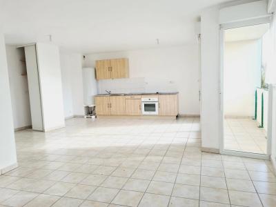 For rent Guipavas 3 rooms 64 m2 Finistere (29490) photo 0