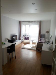 For rent Saint-maur-des-fosses 2 rooms 47 m2 Val de Marne (94100) photo 0