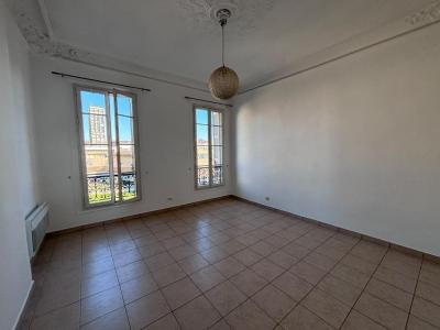 Louer Appartement Marseille-1er-arrondissement 1212 euros