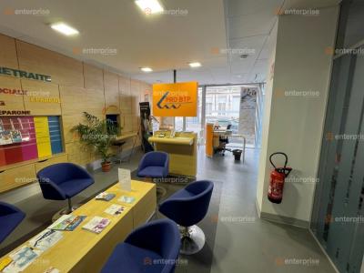 Louer Local commercial 126 m2 Lille