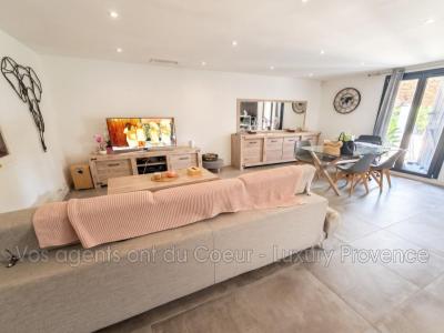 For sale Meyreuil 4 rooms 94 m2 Bouches du Rhone (13590) photo 2