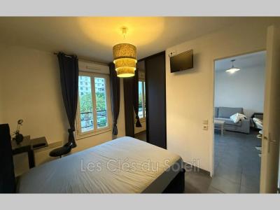 Louer Appartement Valette-du-var 890 euros