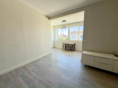 For sale Talence 3 rooms 57 m2 Gironde (33400) photo 2