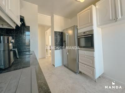 Louer Appartement 25 m2 Evry