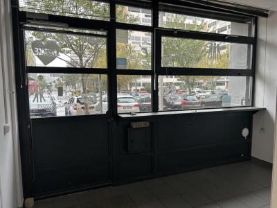 Annonce Location Commerce Rillieux-la-pape 69