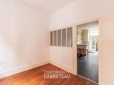 Louer Appartement Villeurbanne 825 euros