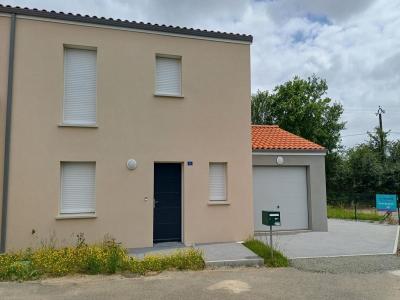 For sale Chemille 4 rooms 85 m2 Maine et loire (49120) photo 0