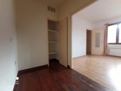 Louer Appartement 57 m2 Saint-pons-de-thomieres