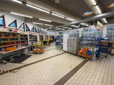 Louer Local commercial Miribel 32496 euros