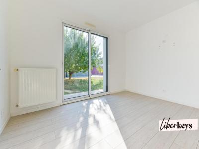 For sale Saint-herblain 6 rooms 122 m2 Loire atlantique (44800) photo 2