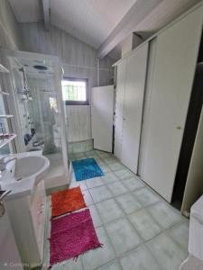 For rent Villenave-d'ornon 1 room 1 m2 Gironde (33140) photo 2