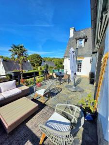 For sale Lannion 6 rooms 148 m2 Cotes d'armor (22300) photo 2