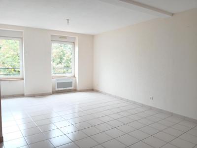 For rent Martres-de-veyre 3 rooms 74 m2 Puy de dome (63730) photo 0
