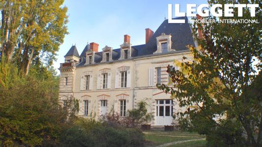 For sale Noyant 9 rooms 333 m2 Maine et loire (49490) photo 0