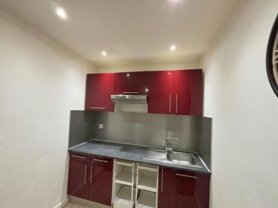 For rent Villeurbanne 3 rooms 53 m2 Rhone (69100) photo 3