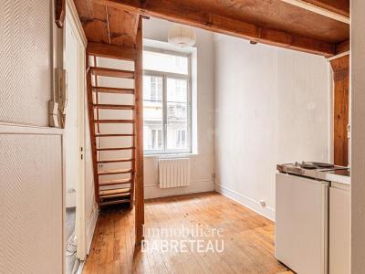 For sale Lyon-1er-arrondissement 2 rooms 21 m2 Rhone (69001) photo 2