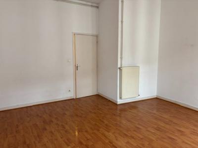 For rent Lyon-1er-arrondissement 2 rooms 52 m2 Rhone (69001) photo 1