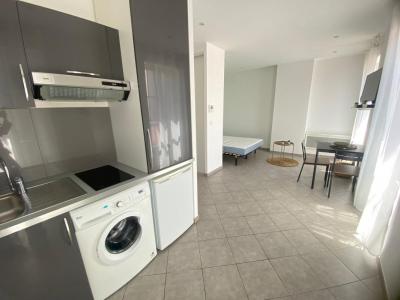 Louer Appartement 25 m2 Marseille-2eme-arrondissement