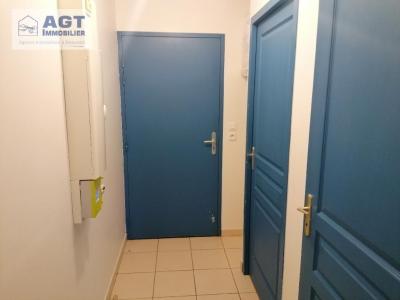 For rent Beauvais 1 room 35 m2 Oise (60000) photo 2