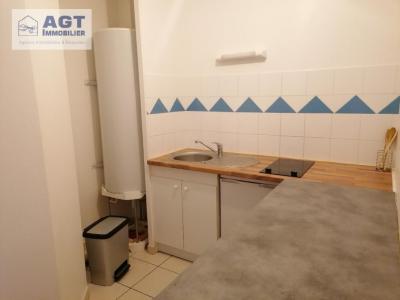 For rent Beauvais 1 room 35 m2 Oise (60000) photo 4