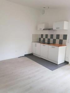 Louer Appartement Thiais 620 euros