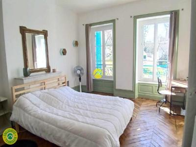 Annonce Vente 7 pi�ces Appartement Neris-les-bains 03