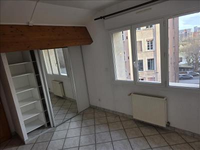 For rent Caluire-et-cuire 3 rooms 66 m2 Rhone (69300) photo 2