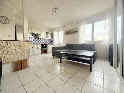 For rent Crau 2 rooms 39 m2 Var (83260) photo 0