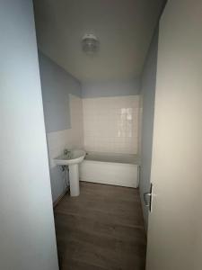 Louer Appartement 65 m2 Fontaine-francaise