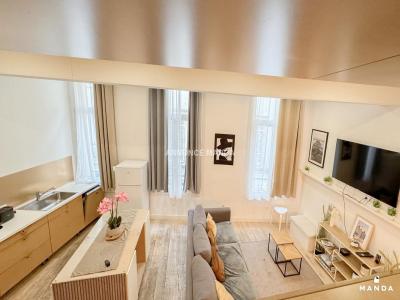 Louer Appartement 60 m2 Beaurecueil