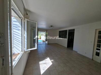 Louer Maison Saint-cyr-sur-mer 2300 euros