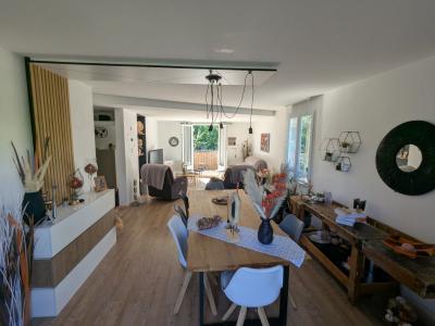 For sale HYPER CENTRE 3 rooms 87 m2 Ain (01630) photo 4