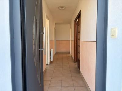 For sale LA CROIX BLANCHE 3 rooms 70 m2 Vendee (85180) photo 1