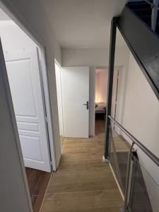 For rent HELLEMES 2 rooms 82 m2 Nord (59800) photo 3