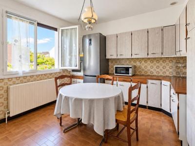 For sale Sainte-genevieve-des-bois 6 rooms 132 m2 Essonne (91700) photo 3