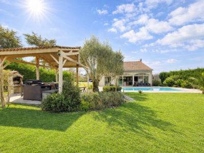 For sale Ambares-et-lagrave 8 rooms 230 m2 Gironde (33440) photo 2