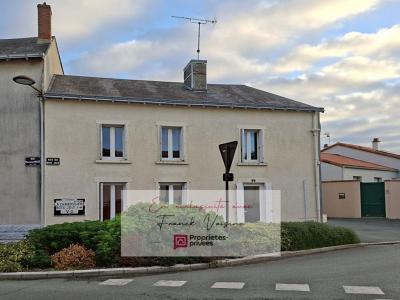 For sale Herbiers 7 rooms 130 m2 Vendee (85500) photo 0