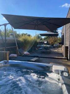 For sale Coueron 8 rooms 190 m2 Loire atlantique (44220) photo 3