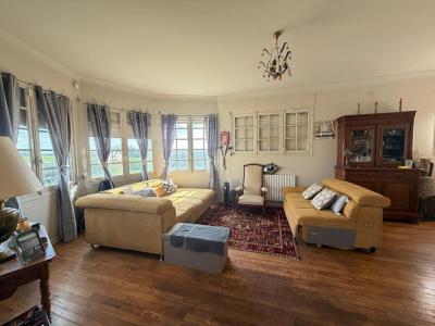 For sale Saujon 5 rooms 144 m2 Charente maritime (17600) photo 3