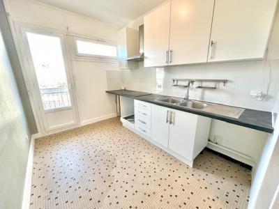 For rent Lyon-8eme-arrondissement 3 rooms 67 m2 Rhone (69008) photo 0