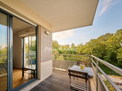 For rent Issy-les-moulineaux 4 rooms 94 m2 Hauts de Seine (92130) photo 2