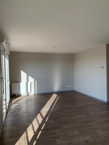 Annonce Location 4 pi�ces Appartement Saint-benigne 01
