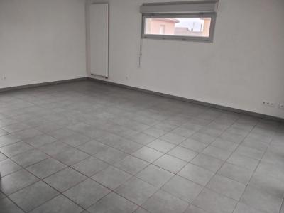 Louer Appartement 73 m2 Feillens