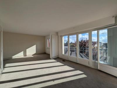 For sale Villepreux 4 rooms 83 m2 Yvelines (78450) photo 1