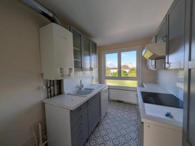 For sale Villepreux 4 rooms 83 m2 Yvelines (78450) photo 3
