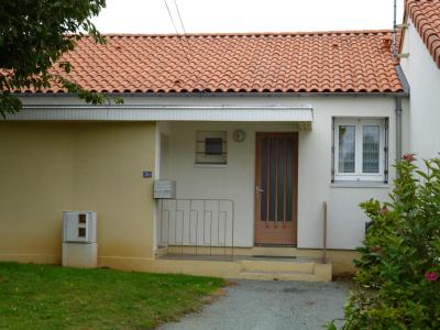 For rent Saint-pierre-montlimart 38 m2 Maine et loire (49110) photo 0