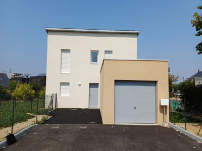For sale Saumur 4 rooms 94 m2 Maine et loire (49400) photo 0