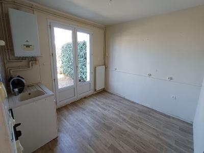 For sale Bauge 4 rooms 77 m2 Maine et loire (49150) photo 1