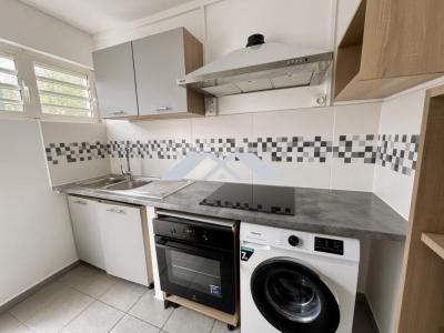Louer Maison Saint-pierre 1100 euros